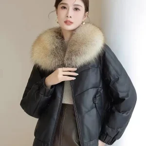 High-quality Leather Down Jacket 2025 New Women's Sheepskin Black Leather jacket Winter Fur Collor Short Puffer Parkas Fur Outwear